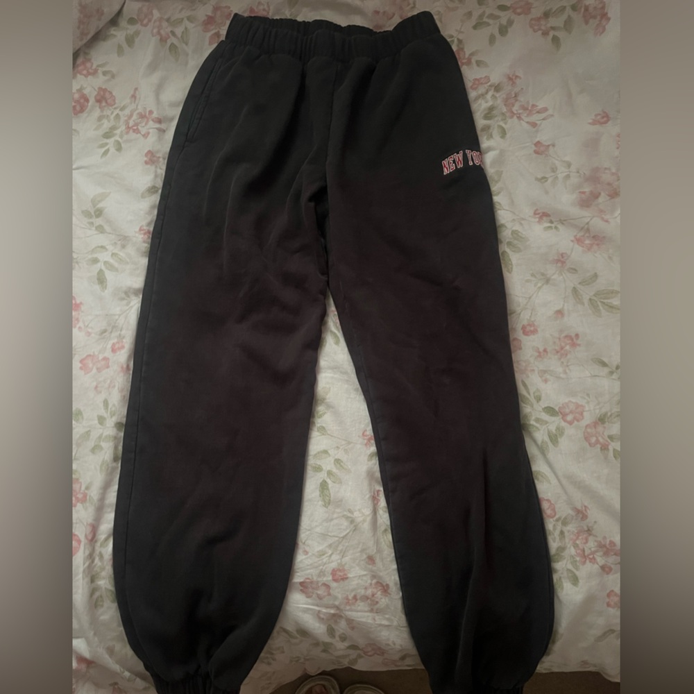 brandy mellville new york sweatpants